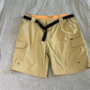 Field & Stream Tan Cargo Shorts with Black Belt